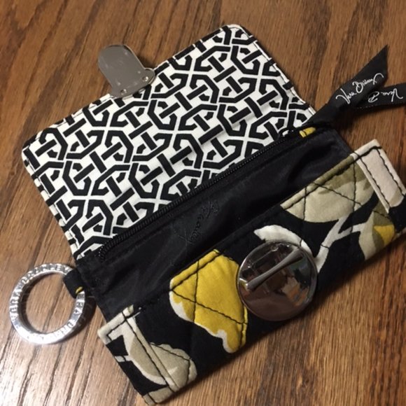 Vera Bradley Key Chain/ID Holder/and Card--Change Lock Wallet - Picture 2 of 10